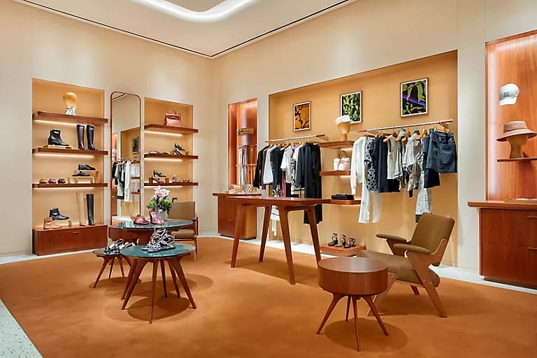 Hermès 里約門市搬進 VillageMall，完整呈現 16 大工藝