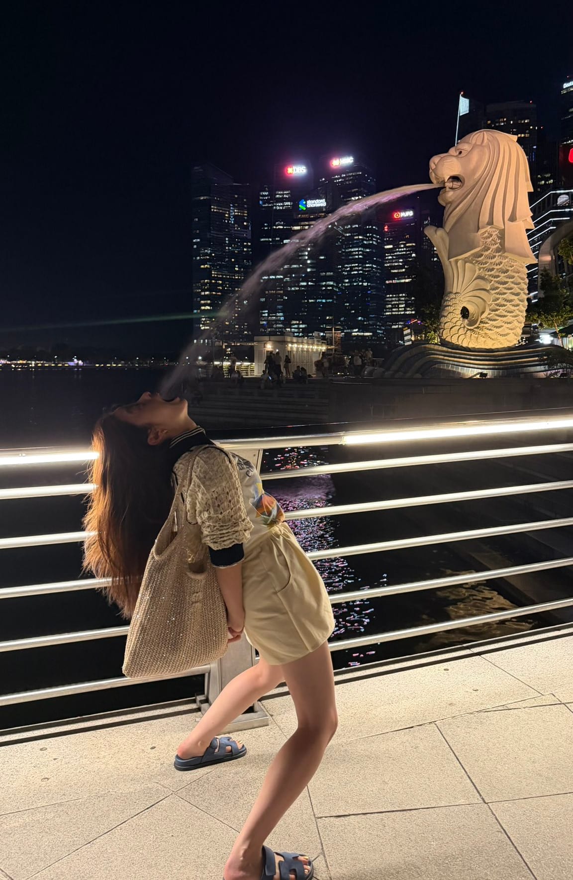 橋本環奈和二舅拖的全方位接水自拍