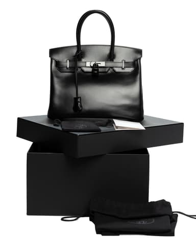 連五金也要全黑：So Black Birkin 30 拍出 33,020 歐高價