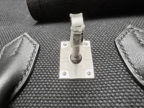 全新全配，黑色銀扣Birkin25 Cargo