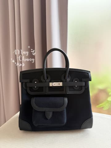 全新全配，黑色銀扣Birkin25 Cargo