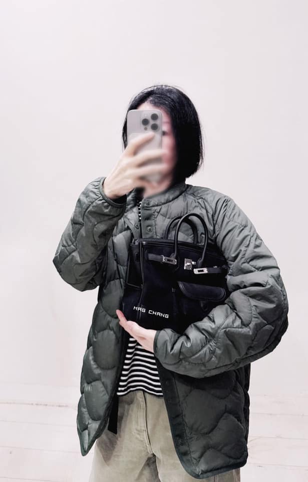 全新全配，黑色銀扣Birkin25 Cargo