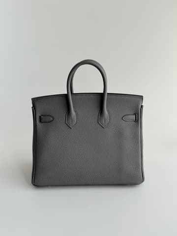 皮面乾淨無紋的錫器灰 Birkin 25