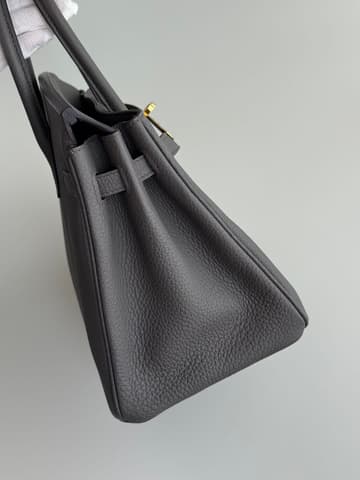 皮面乾淨無紋的錫器灰 Birkin 25