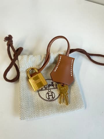 二手 97－98 新金棕色金扣 Birkin 25