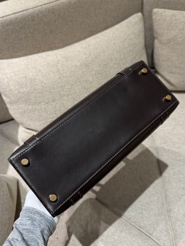 二手原始成色巧克力色金扣 Drag 27
