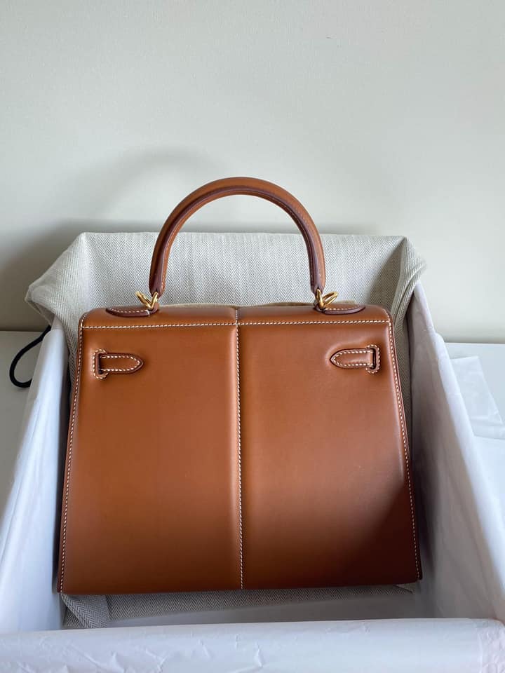 二手99新全配馬鞍皮原色金扣Kelly25 Padded