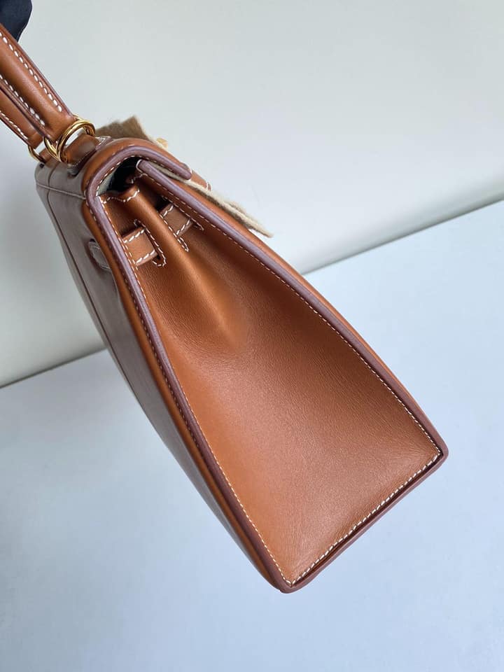 二手99新全配馬鞍皮原色金扣Kelly25 Padded