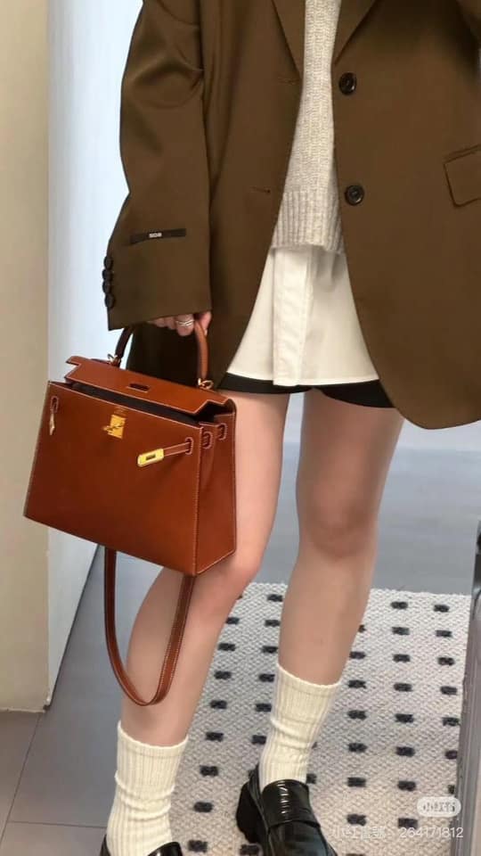 馬鞍皮原色金扣外縫Kelly28