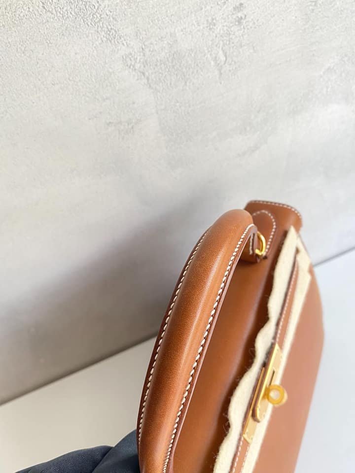 二手98新馬鞍皮原色金扣外縫Kelly28