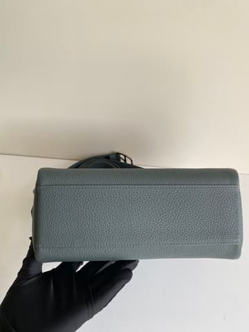 全新全配沼澤綠銀扣 Kelly Messenger 小號