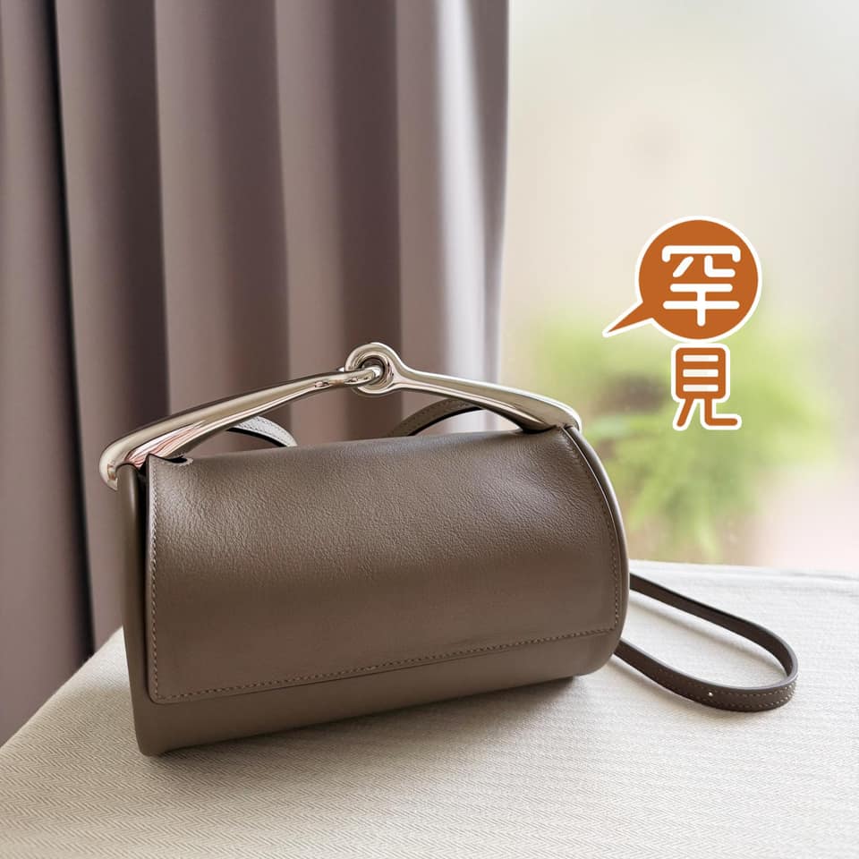 秀款馬銜扣Maximors
