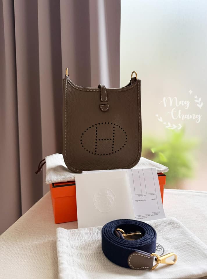 Mini Evelyne 大象灰金扣 (有兩件) 金扣