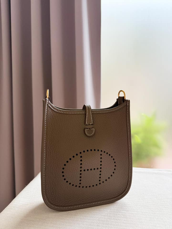 Mini Evelyne 大象灰金扣 (有兩件) 金扣