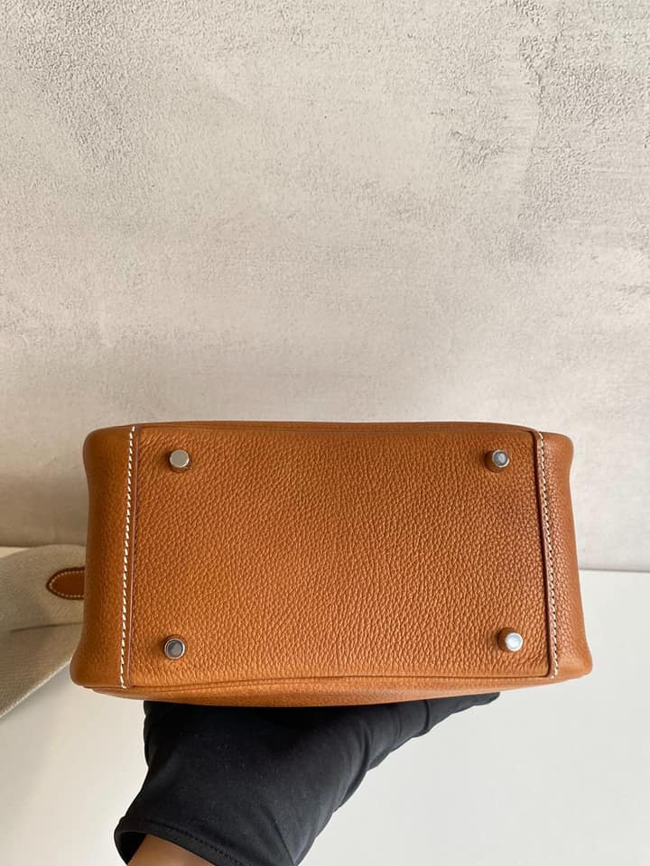 馬鞍皮原色銀扣Mini Lindy一代