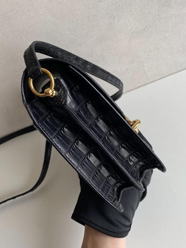 二手97－98新全配，黑色淡金扣 Mini Roulis
