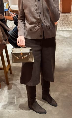 全新全配大象灰銀扣 Kelly Pochette