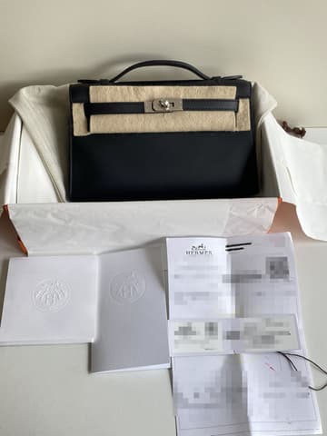 全新 SO 馬蹄印黑銀 Kelly Pochette