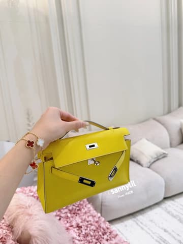 二手 98－99 新檸檬黃銀扣 Kelly Pochette 檸檬黃 Swift 皮 銀扣