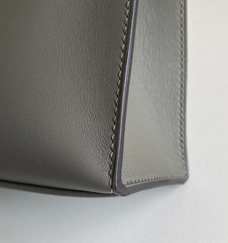 二手原始成色 99 新積雨雲灰金扣 Kelly Pochette