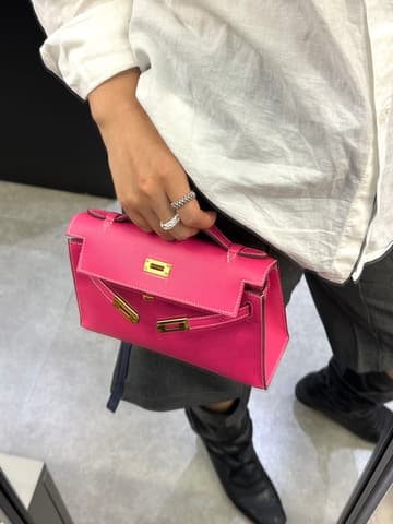 閒置新E5 糖果粉金扣 Kelly Pochette