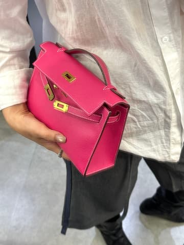 閒置新E5 糖果粉金扣 Kelly Pochette