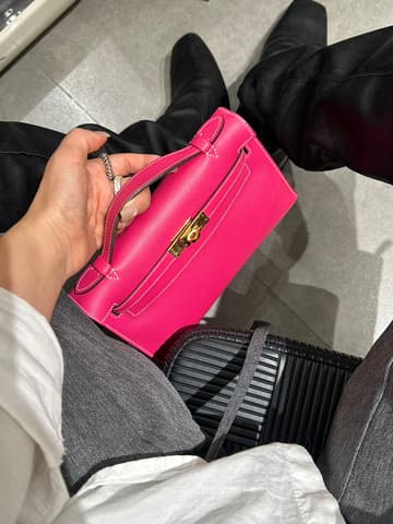閒置新E5 糖果粉金扣 Kelly Pochette