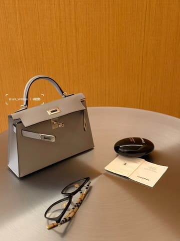 Mini Kelly Madame皮 銀扣