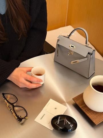 Mini Kelly Madame皮 銀扣