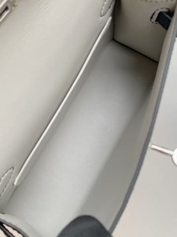 新到一件 E 皮黑銀 MK II