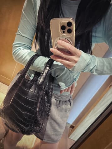 湊齊霧面鱷魚2 pair P18