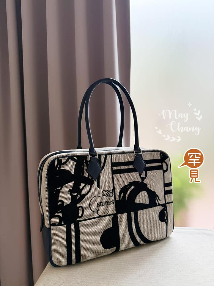 限量馬術圖騰帆布拚皮Plume 32